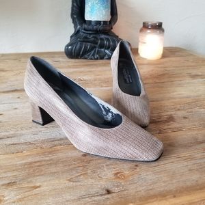 Vintage Stuart Weitzman Pumps